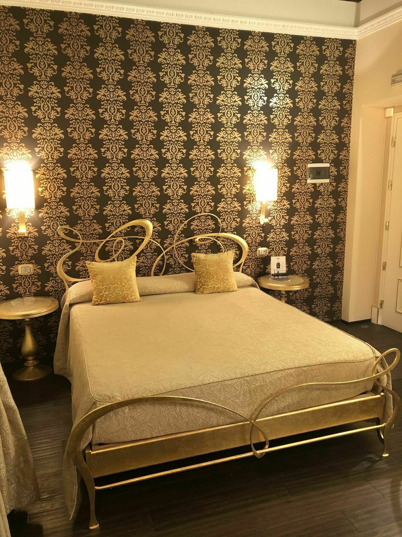 Locanda Del Sole-roma Piazza Di Spagna Ripetta Gæstehus Rom