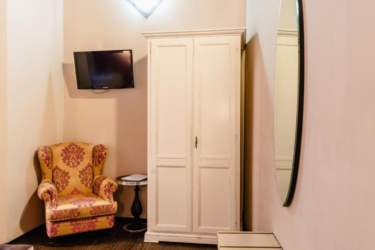 Pensionat Del Sole-roma Piazza Di Spagna Ripetta 3*